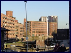 Leeds Dock 08